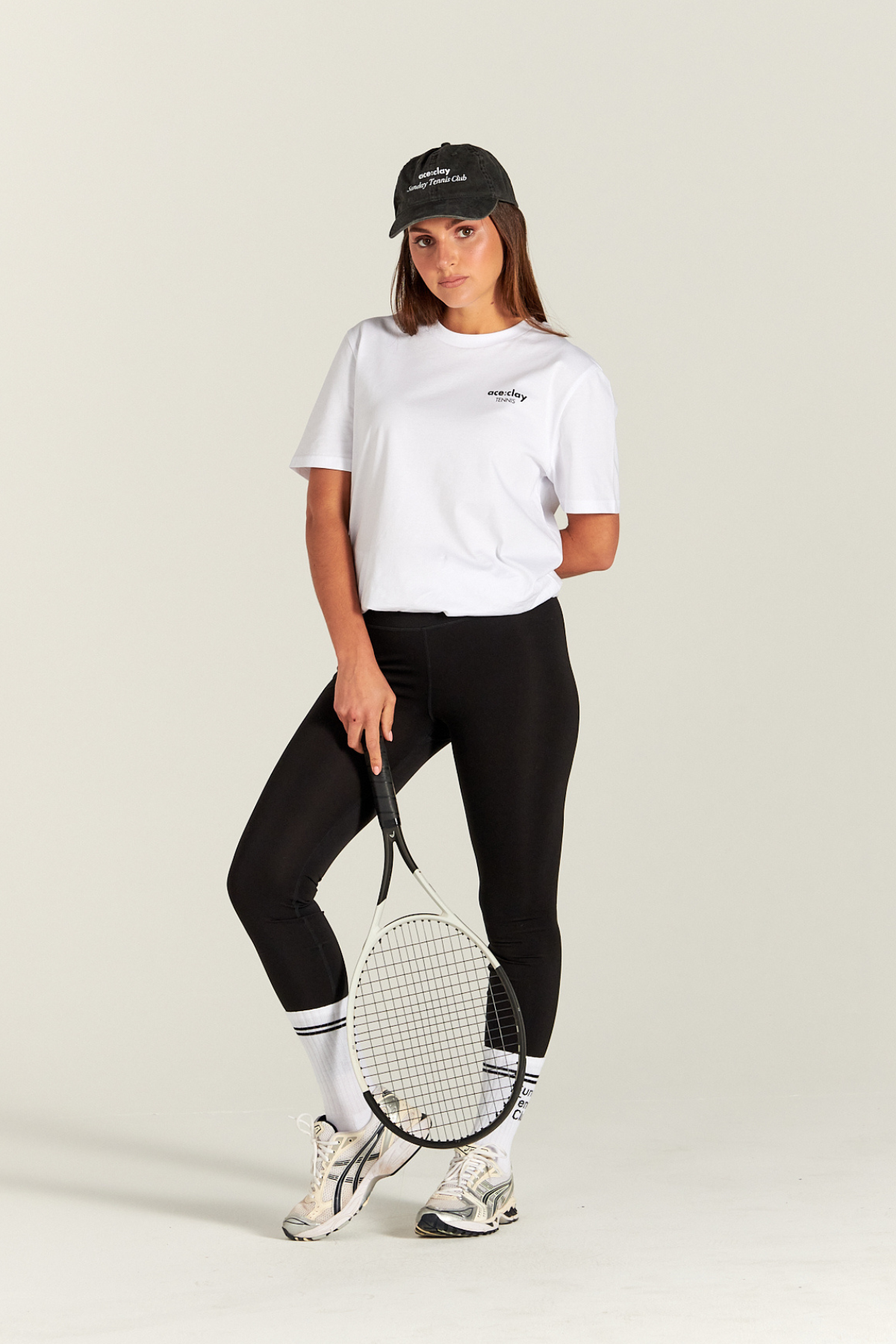 9:00 Tennis 11:00 Espresso - Weiß T-Shirt